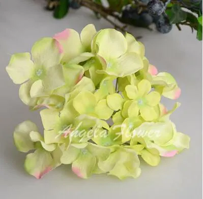 25pcs Hydrangea Silk Flower