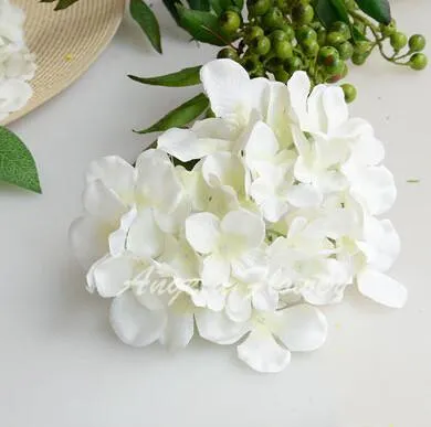 25pcs Hydrangea Silk Flower