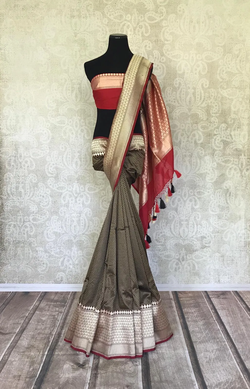 90I999 Banarasi Silk