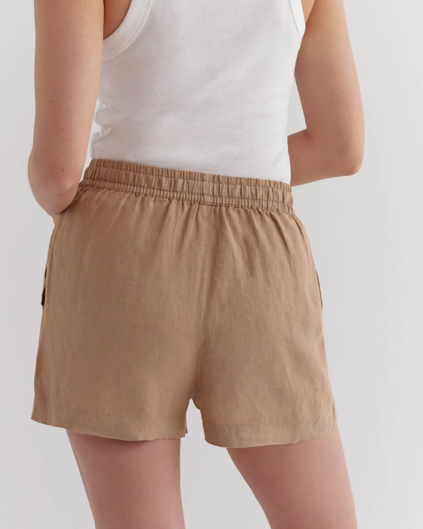 Anika Linen Short Camel