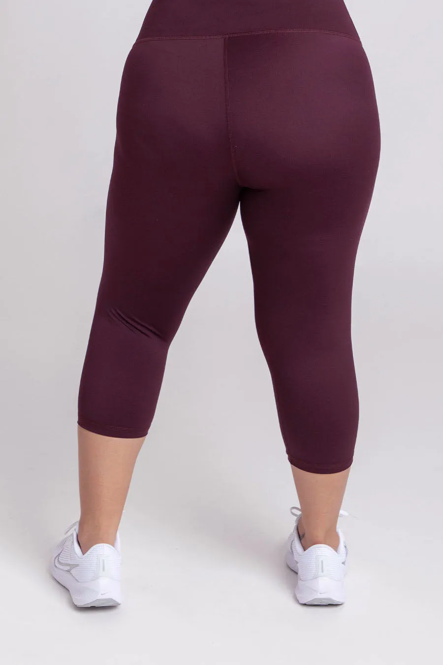 Essential 3/4 Length Tight - Wine