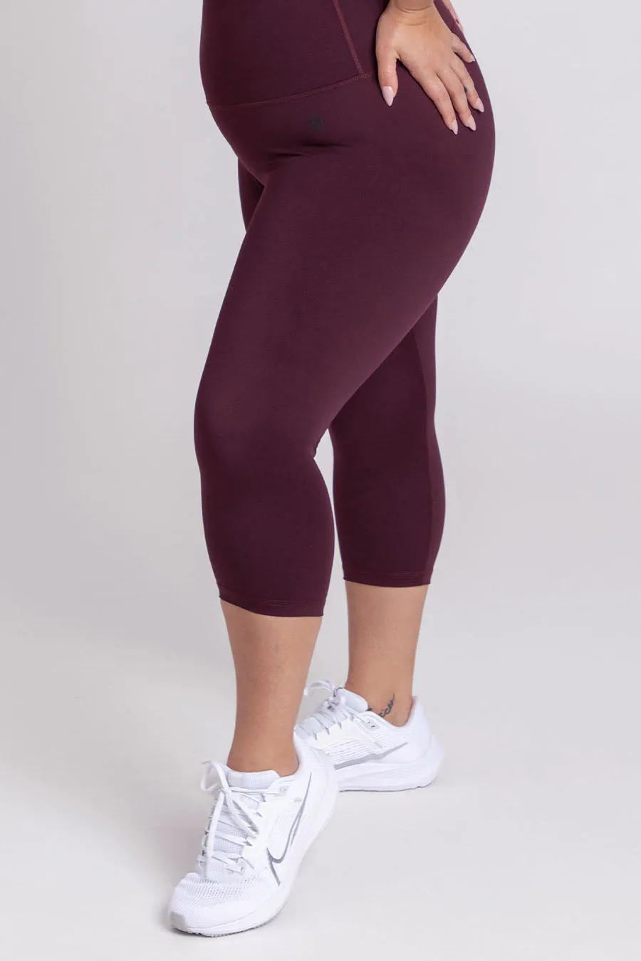 Essential 3/4 Length Tight - Wine