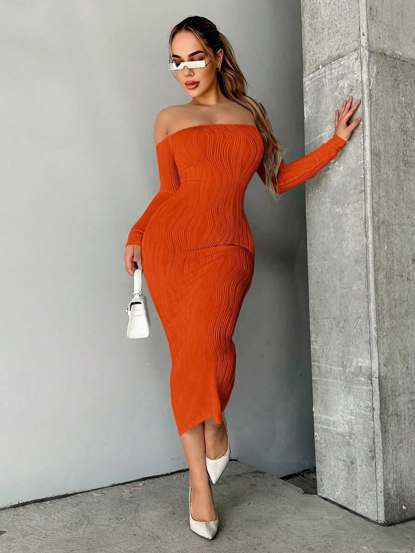 Off The Shoulder Backless Bodycon Dress