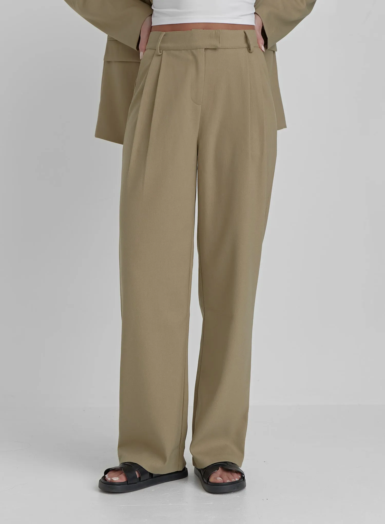 Olive Tailored Straight Leg Trouser- Onicka