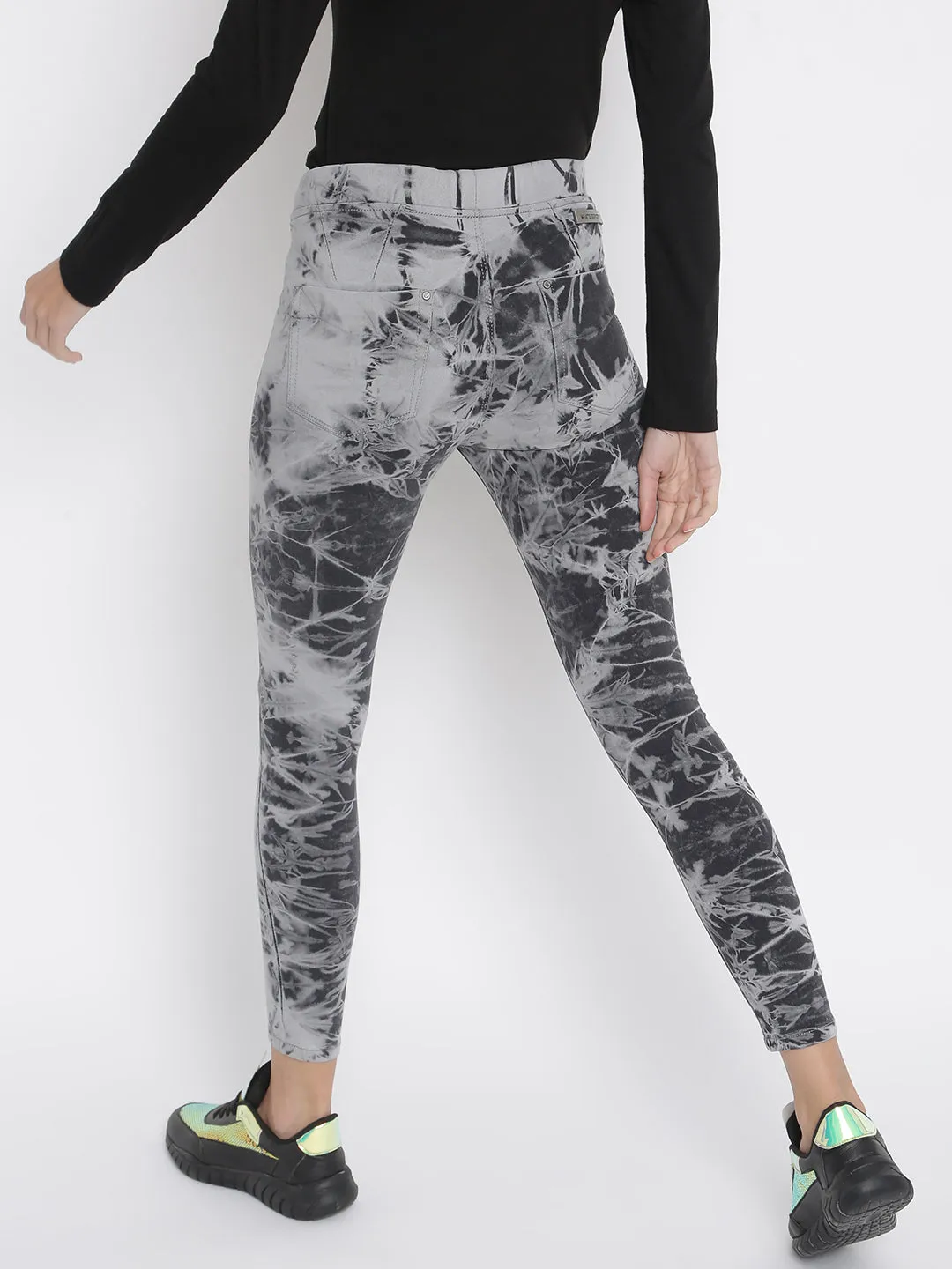 Women Grey Printed Denim Jegging